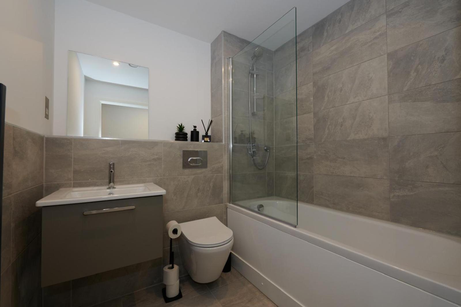 Апартаменты York Minster Icona 239 - Free Parking And Gym! Экстерьер фото